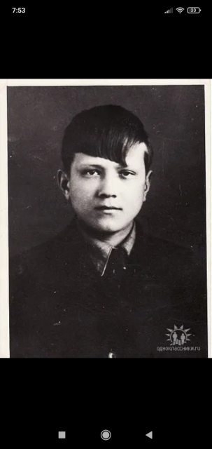 Калашников Лев Тихонович