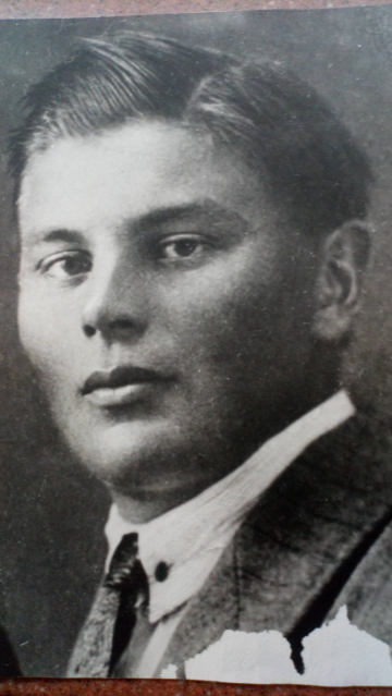 Мустафин Сэмиулла -